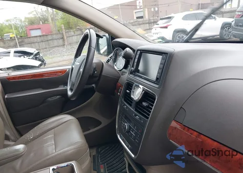 2013 Chrysler Town & Country Touring-L from USA, damaged, VIN 2C4RC1CG7DR620451